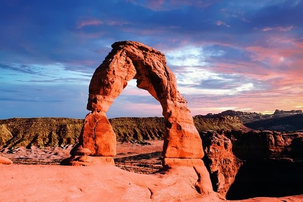 Bus ou hélicoptère : que choisir pour découvrir le Grand Canyon ?